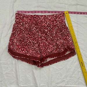 Athleta Women’s Pink Mesh Racer Run High Rise Shorts Size Medium